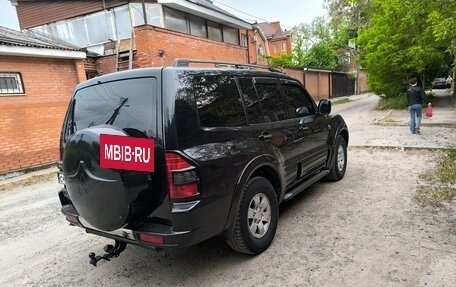 Mitsubishi Montero III, 2002 год, 585 000 рублей, 3 фотография