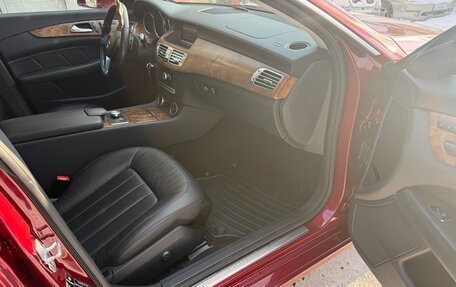Mercedes-Benz CLS, 2011 год, 2 700 000 рублей, 11 фотография