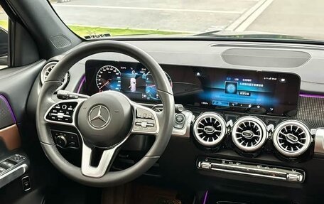 Mercedes-Benz GLB, 2021 год, 2 340 000 рублей, 10 фотография