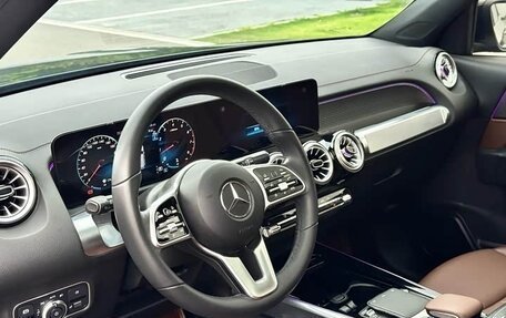 Mercedes-Benz GLB, 2021 год, 2 340 000 рублей, 11 фотография