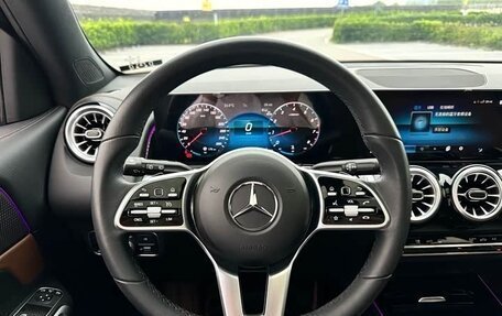 Mercedes-Benz GLB, 2021 год, 2 340 000 рублей, 12 фотография