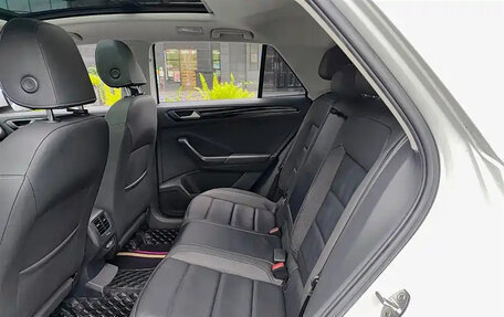 Volkswagen T-Roc I, 2021 год, 1 522 300 рублей, 8 фотография