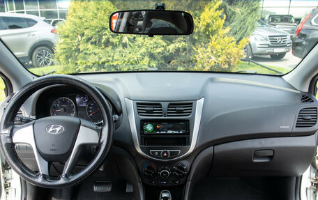 Hyundai Solaris II рестайлинг, 2015 год, 1 078 000 рублей, 10 фотография