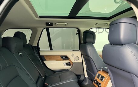 Land Rover Range Rover IV рестайлинг, 2021 год, 7 560 000 рублей, 12 фотография