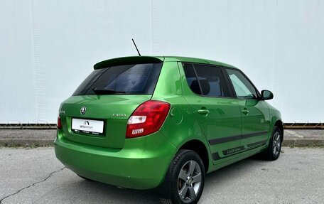 Skoda Fabia II, 2013 год, 680 000 рублей, 2 фотография