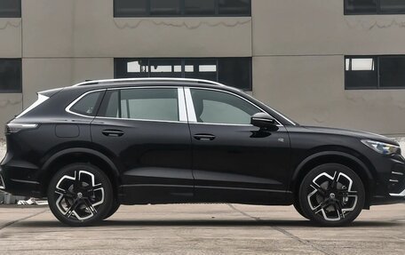 Volkswagen Tiguan, 2026 год, 4 990 000 рублей, 4 фотография