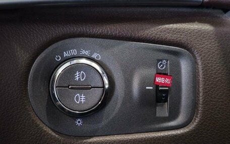 Cadillac SRX II рестайлинг, 2012 год, 1 399 000 рублей, 20 фотография