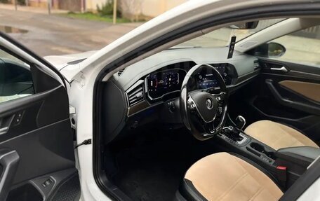 Volkswagen Jetta VII, 2018 год, 1 450 000 рублей, 11 фотография