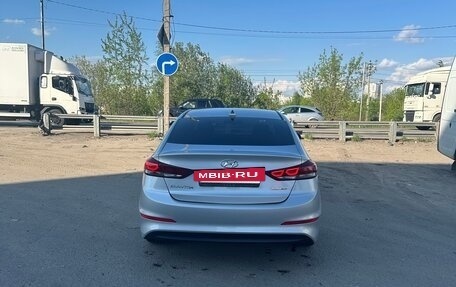 Hyundai Elantra VI рестайлинг, 2016 год, 1 590 000 рублей, 4 фотография
