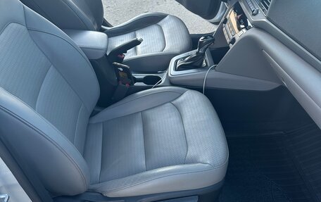 Hyundai Elantra VI рестайлинг, 2016 год, 1 590 000 рублей, 15 фотография