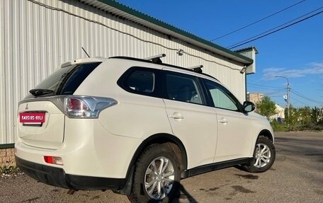 Mitsubishi Outlander III рестайлинг 3, 2012 год, 1 280 000 рублей, 3 фотография
