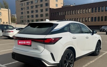 Lexus RX IV рестайлинг, 2024 год, 8 900 000 рублей, 3 фотография