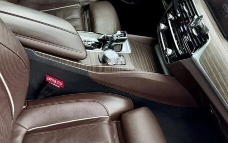 BMW 5 серия, 2018 год, 4 120 000 рублей, 24 фотография