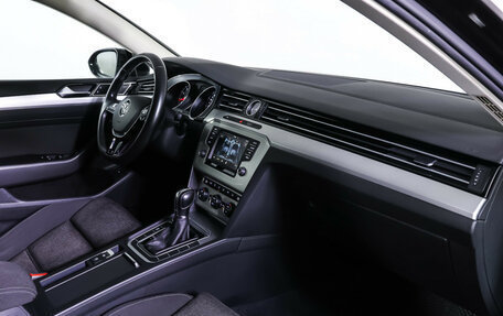 Volkswagen Passat B8 рестайлинг, 2016 год, 1 685 000 рублей, 11 фотография