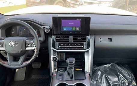 Toyota Land Cruiser, 2025 год, 11 748 077 рублей, 8 фотография