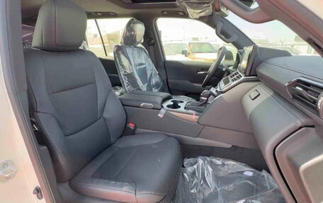 Toyota Land Cruiser, 2025 год, 11 748 077 рублей, 13 фотография