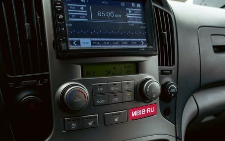Hyundai Grand Starex Grand Starex I рестайлинг 2, 2012 год, 1 365 000 рублей, 15 фотография