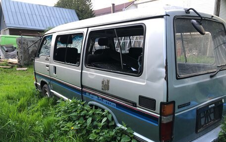 Toyota HiAce H50 H60 H70, 1986 год, 110 000 рублей, 9 фотография