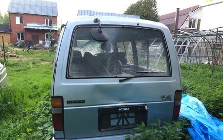 Toyota HiAce H50 H60 H70, 1986 год, 110 000 рублей, 4 фотография
