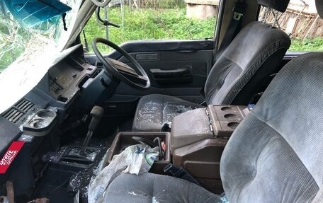 Toyota HiAce H50 H60 H70, 1986 год, 110 000 рублей, 7 фотография
