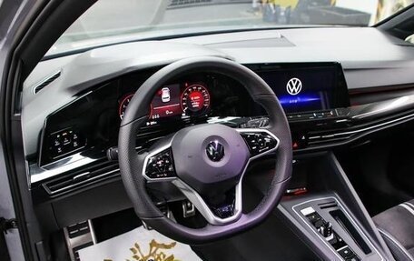 Volkswagen Golf VIII, 2025 год, 2 200 000 рублей, 7 фотография