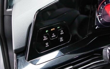 Volkswagen Golf VIII, 2025 год, 2 200 000 рублей, 10 фотография