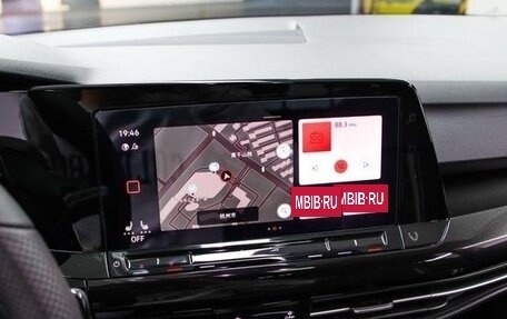 Volkswagen Golf VIII, 2025 год, 2 200 000 рублей, 11 фотография