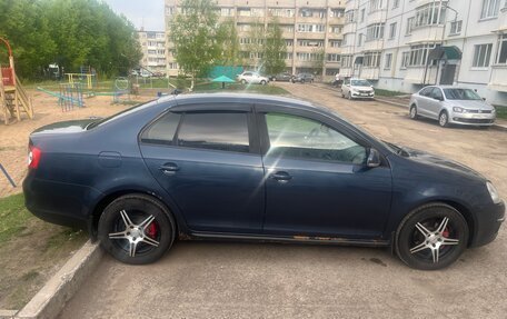 Volkswagen Jetta VI, 2008 год, 450 000 рублей, 6 фотография