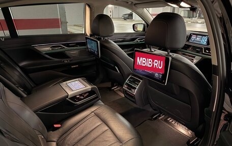 BMW 7 серия, 2018 год, 4 340 000 рублей, 9 фотография