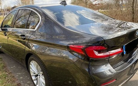 BMW 5 серия, 2023 год, 6 465 100 рублей, 4 фотография