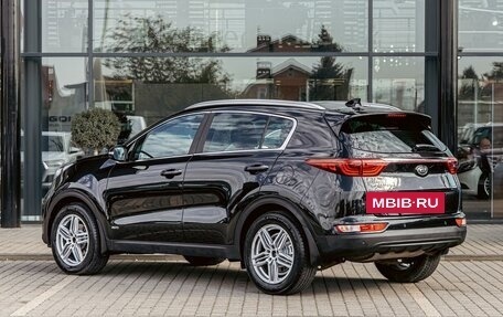 KIA Sportage IV рестайлинг, 2018 год, 1 795 000 рублей, 4 фотография