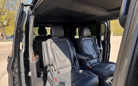 Mercedes-Benz V-Класс, 2023 год, 11 300 000 рублей, 3 фотография