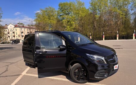 Mercedes-Benz V-Класс, 2023 год, 11 300 000 рублей, 6 фотография