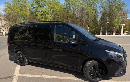 Mercedes-Benz V-Класс, 2023 год, 11 300 000 рублей, 19 фотография