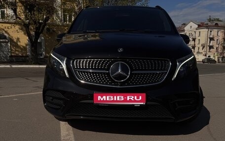 Mercedes-Benz V-Класс, 2023 год, 11 300 000 рублей, 23 фотография