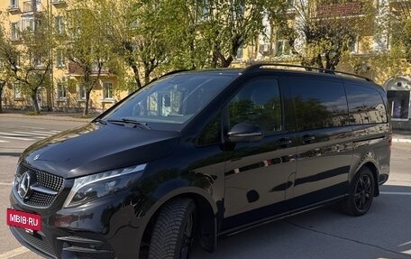 Mercedes-Benz V-Класс, 2023 год, 11 300 000 рублей, 22 фотография