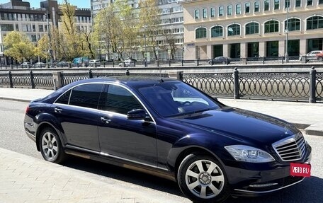 Mercedes-Benz S-Класс, 2012 год, 2 300 000 рублей, 1 фотография