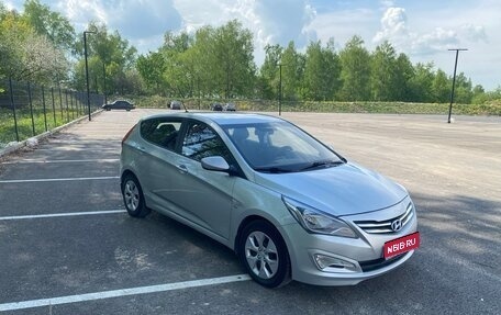 Hyundai Solaris II рестайлинг, 2015 год, 707 000 рублей, 1 фотография