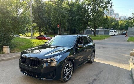 BMW X1, 2023 год, 3 300 000 рублей, 1 фотография