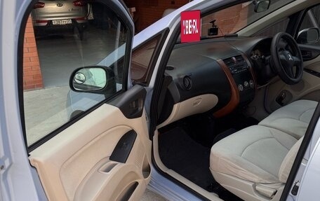 Mitsubishi Colt VI рестайлинг, 2004 год, 476 000 рублей, 14 фотография