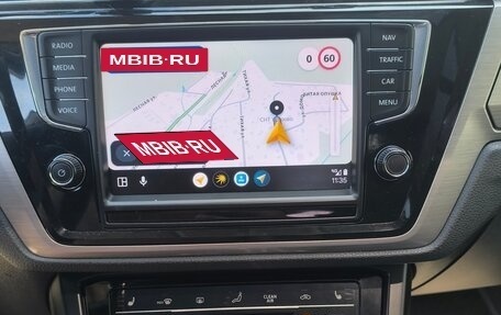 Volkswagen Touran III, 2021 год, 2 400 000 рублей, 4 фотография