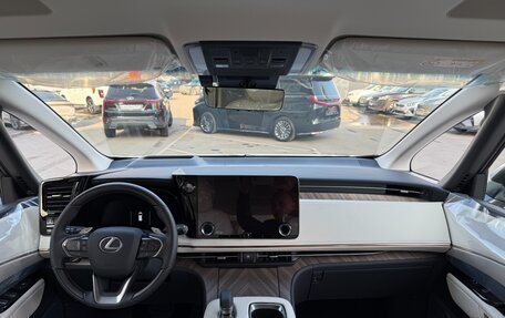 Lexus LM, 2025 год, 13 990 000 рублей, 11 фотография