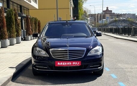 Mercedes-Benz S-Класс, 2012 год, 2 300 000 рублей, 8 фотография