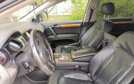 Audi Q7, 2006 год, 970 000 рублей, 24 фотография