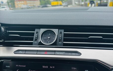 Volkswagen Passat B8 рестайлинг, 2019 год, 2 500 000 рублей, 17 фотография