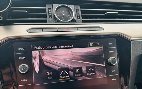 Volkswagen Passat B8 рестайлинг, 2019 год, 2 500 000 рублей, 18 фотография