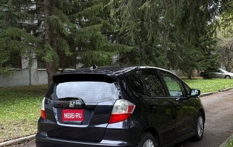 Honda Fit III, 2009 год, 800 000 рублей, 3 фотография