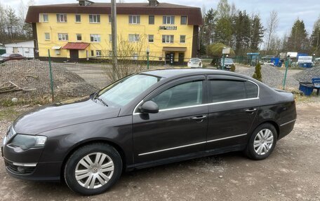 Volkswagen Passat B6, 2010 год, 620 000 рублей, 2 фотография