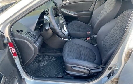 Hyundai Solaris II рестайлинг, 2015 год, 707 000 рублей, 15 фотография