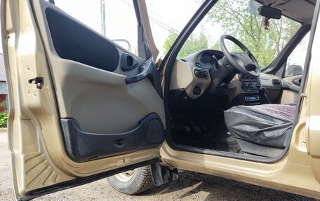 Chevrolet Niva I рестайлинг, 2006 год, 375 000 рублей, 10 фотография